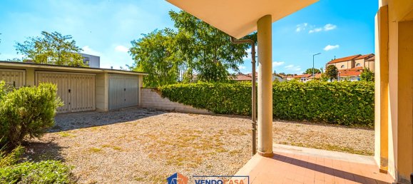 5-Zimmer Haus in Casalgrasso, Italy, Nr. 374400 7