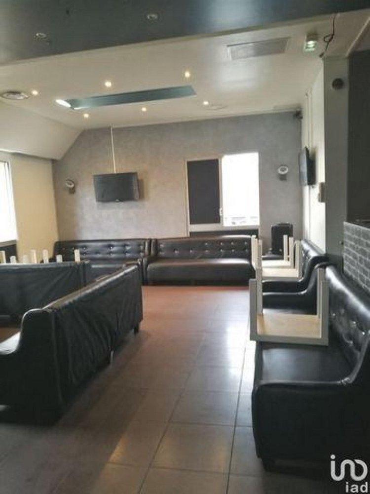 Fábrica en Argenteuil, France 110 m² No. 19229