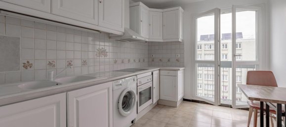 2 bedrooms Apartment in Paris, France No. 166727 8