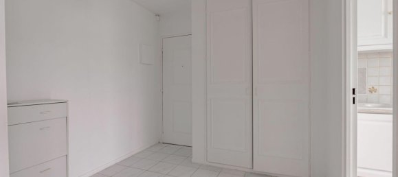 2 bedrooms Apartment in Paris, France No. 166727 7