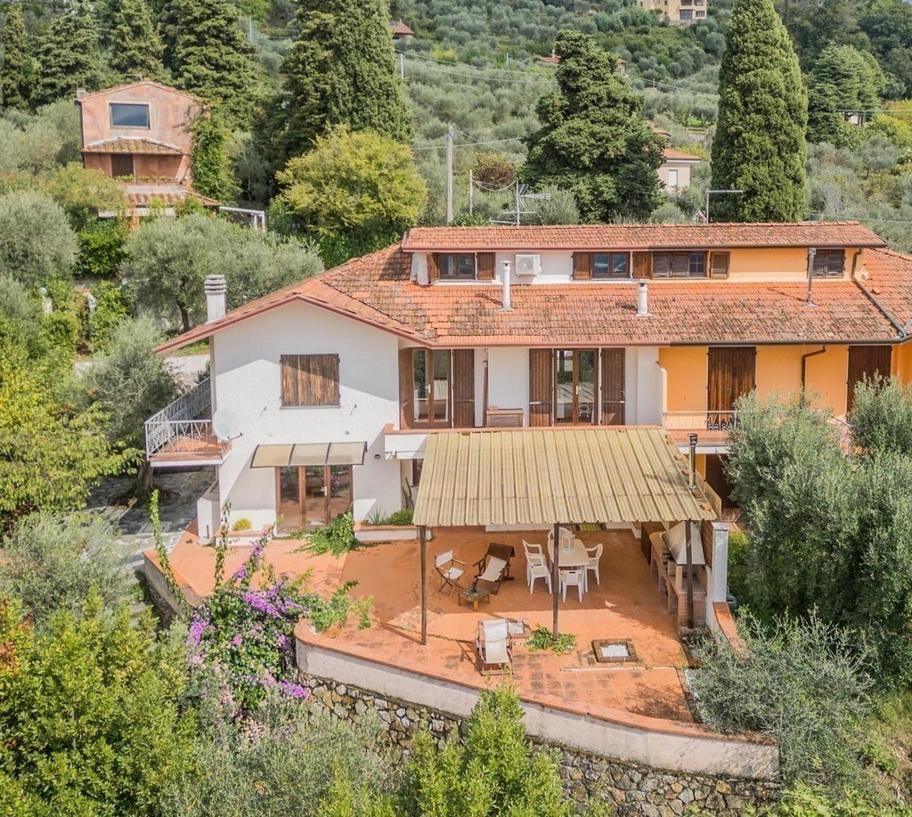 3 bedrooms House in Massarosa, Italy No. 81745