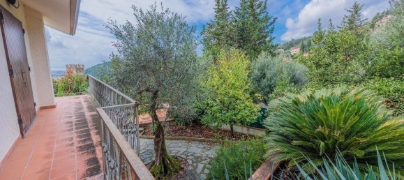 3 bedrooms House in Massarosa, Italy No. 81745 12