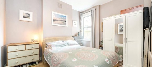 2 bedrooms Apartment in London, United Kingdom No. 12942 5