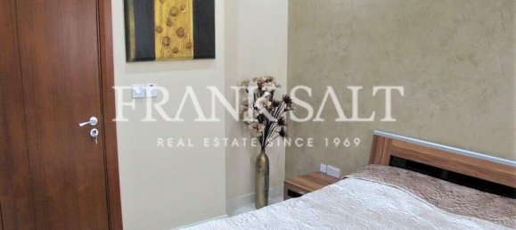 1 bedroom Penthouse in Sliema, Malta No. 3655 4