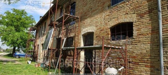 5 rooms House in Lugo, Italy No. 96236 59