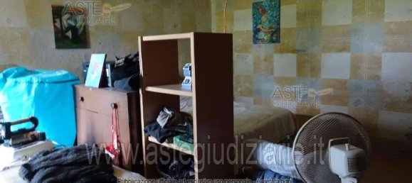 5 rooms House in Lugo, Italy No. 96236 76