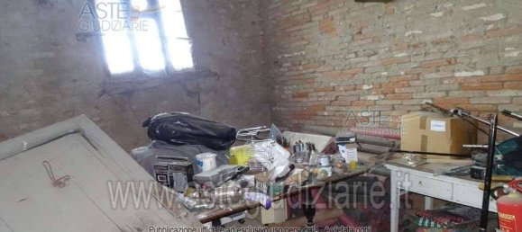 5 rooms House in Lugo, Italy No. 96236 44