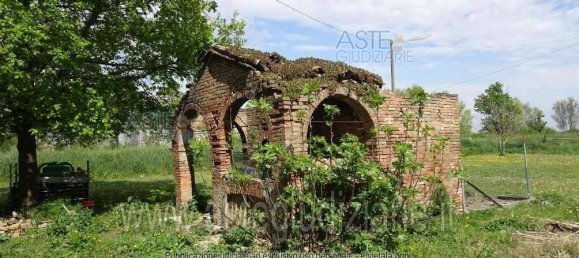 5 rooms House in Lugo, Italy No. 96236 74