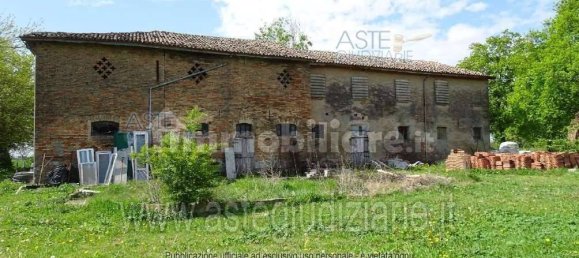 5 rooms House in Lugo, Italy No. 96236 48