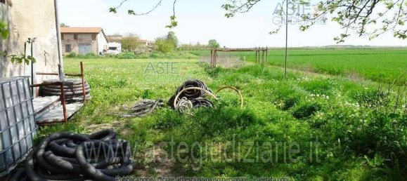 5 rooms House in Lugo, Italy No. 96236 45