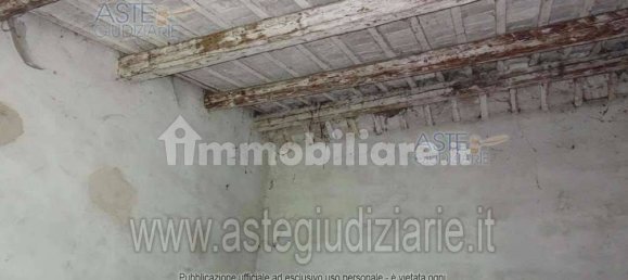 5 rooms House in Lugo, Italy No. 96236 2