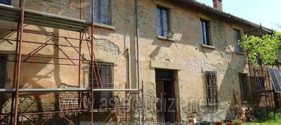 5 rooms House in Lugo, Italy No. 96236 23