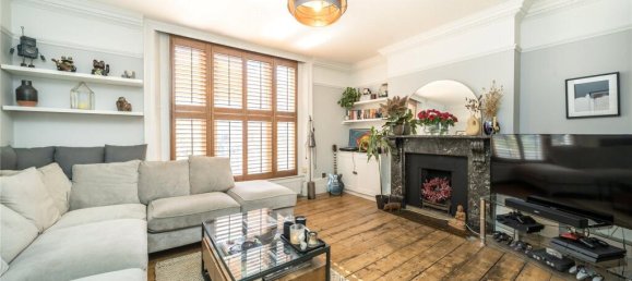 2 bedrooms Apartment in London, United Kingdom No. 12789 13