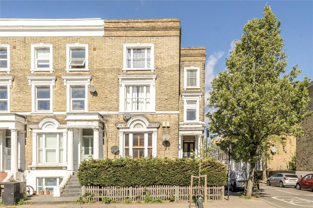 2 bedrooms Apartment in London, United Kingdom No. 12789