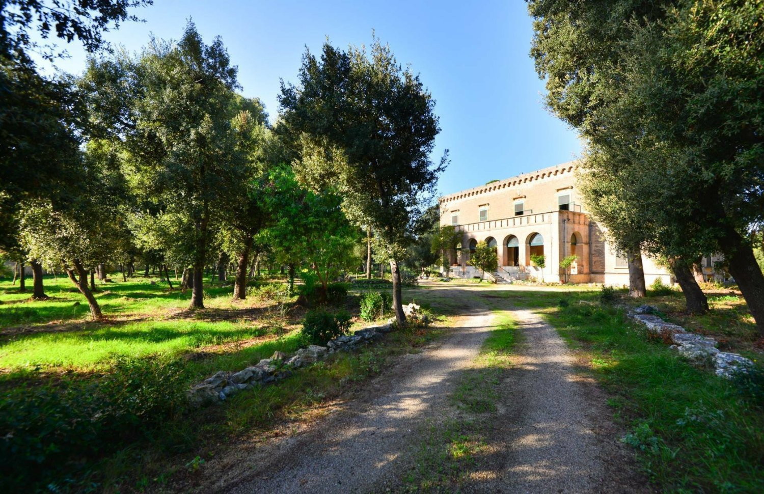 18 غرف نوم فيلا في San Vito dei Normanni, Italy رقم 236540