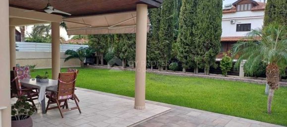 4 bedrooms House in Aradippou, Cyprus No. 7696 9