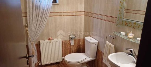 4 bedrooms House in Aradippou, Cyprus No. 7696 5