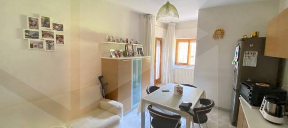 4 rooms Apartment in Molfetta, Italy No. 22204 4