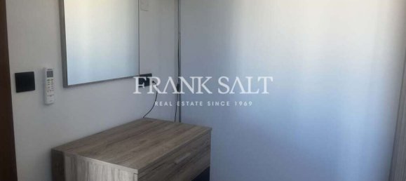 Apartamento de 3 dormitorios en Fgura, Malta No. 11128 40