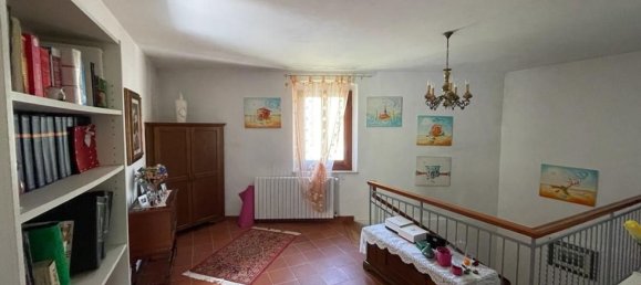 5 rooms House in Montecatini Terme, Italy No. 278541 2