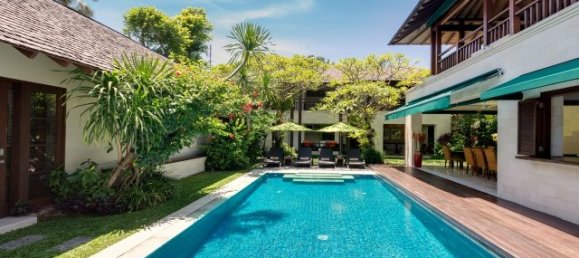 4 bedrooms Villa in Seminyak, Indonesia No. 3010 2