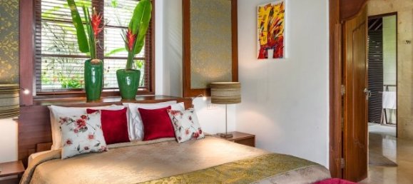 4 bedrooms Villa in Seminyak, Indonesia No. 3010 18