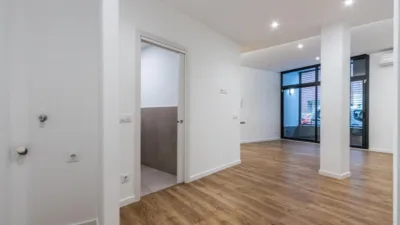 1 bedroom Apartment in Sabadell, Spain No. 245985