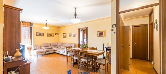 4 bedrooms Apartment in Saluzzo, Italy No. 371531 2