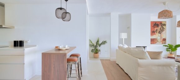 Квартира с 4 спальнями в Малага, Испания № 48831 9