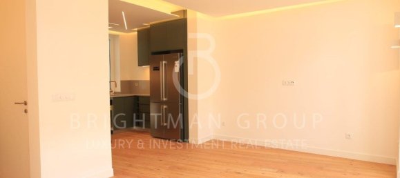 4 bedrooms Duplex in Lisbon, Portugal No. 125363 4