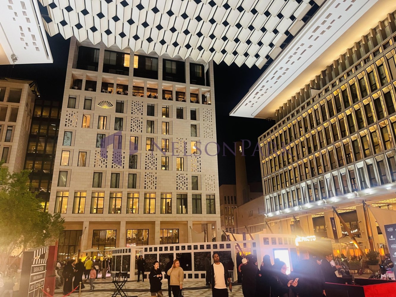 Квартира с 3 спальнями в Доха, Катар № 1116