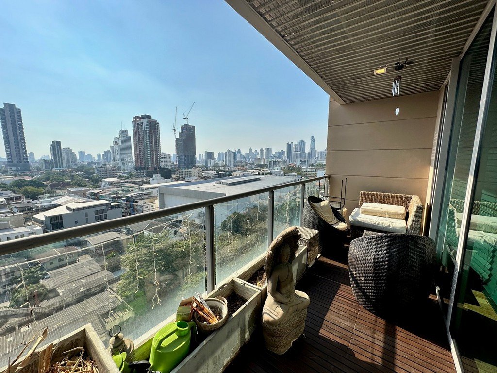 2 bedrooms Condo in Bangkok, Thailand No. 22020