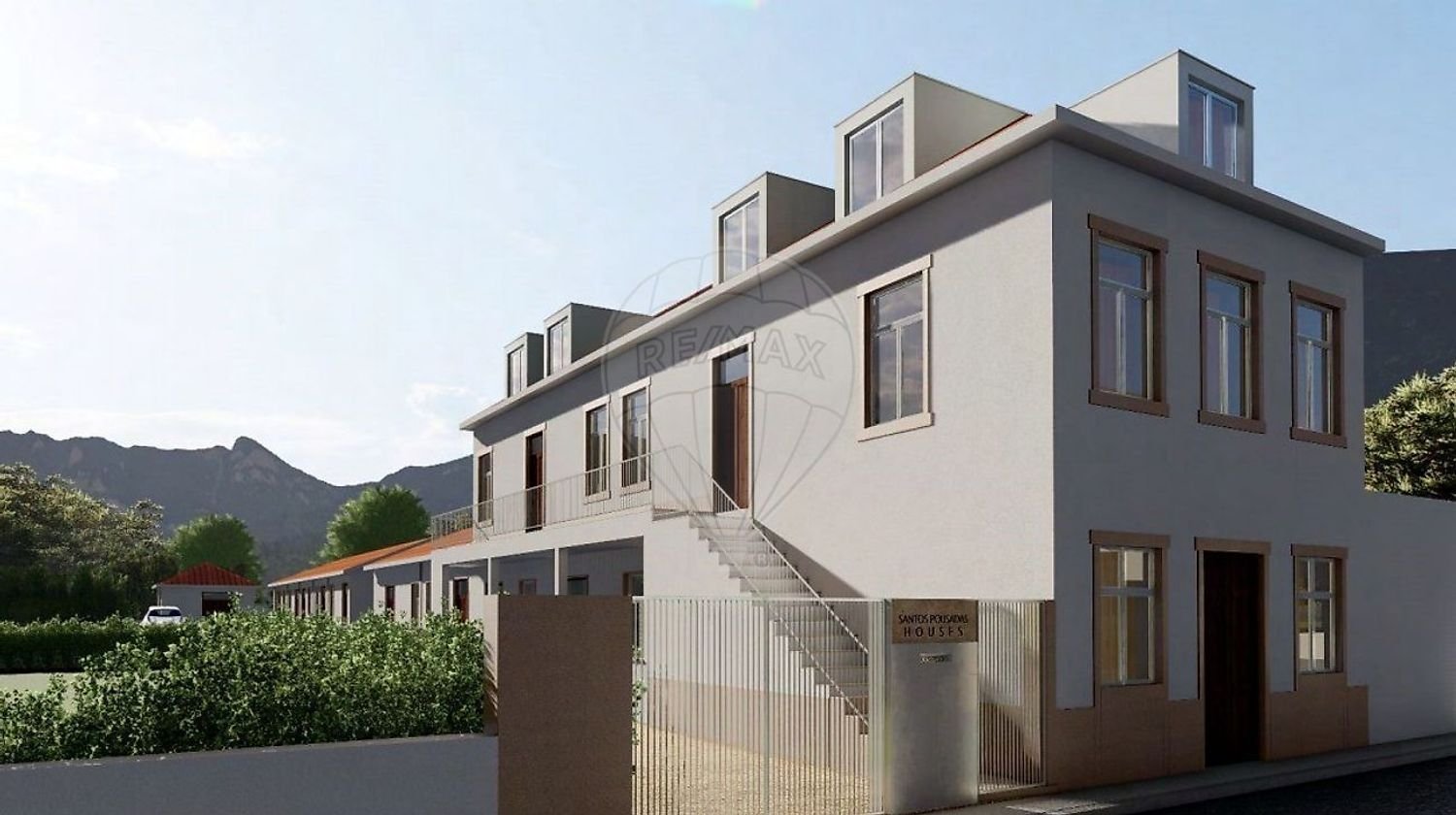 2 bedrooms House in Vila Nova de Gaia, Portugal No. 246998