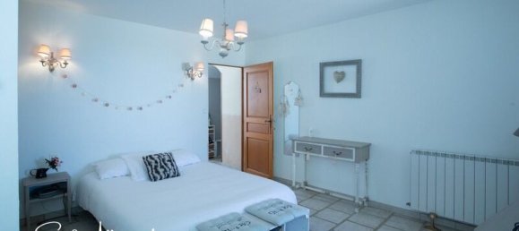 Casa de 6 dormitorios en Narbonne, France No. 297916 5