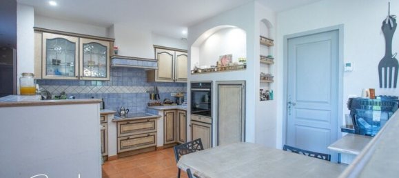 Casa de 6 dormitorios en Narbonne, France No. 297916 3