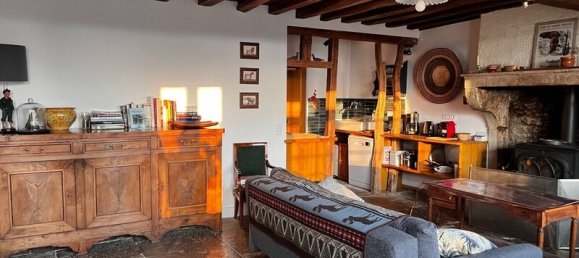 8 bedrooms House in Cote-d'Or, France No. 327292 10