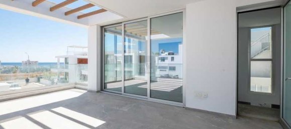 4 chambres Maison à Paralimni, Cyprus No. 7136 16