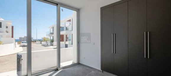 4 chambres Maison à Paralimni, Cyprus No. 7136 15