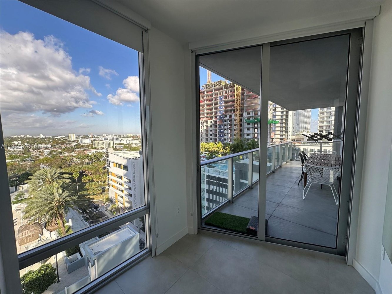 2 bedrooms Commercial property for rent in Miami, Miami-Dade, Florida, USA № 614394