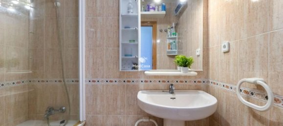 2 Schlafzimmer Wohnung in Alicante, Spain, Nr. 142673 15