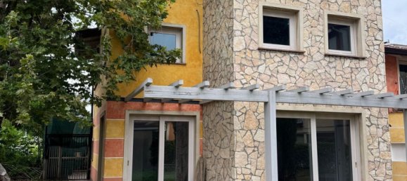 5 rooms House in Desenzano del Garda, Italy No. 270716 4