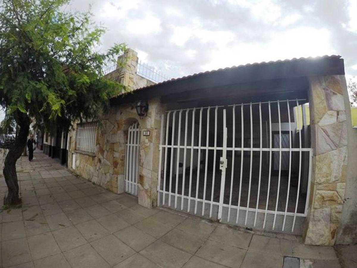 2 Schlafzimmer Haus in Bermudez, Argentina, Nr. 17819