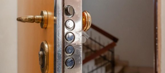 Apartamento de 3 habitaciónes en Turin, Italy No. 106793 3