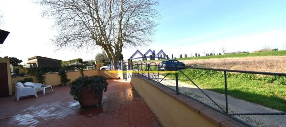 4 bedrooms House in San Giuliano Terme, Italy No. 325921 35