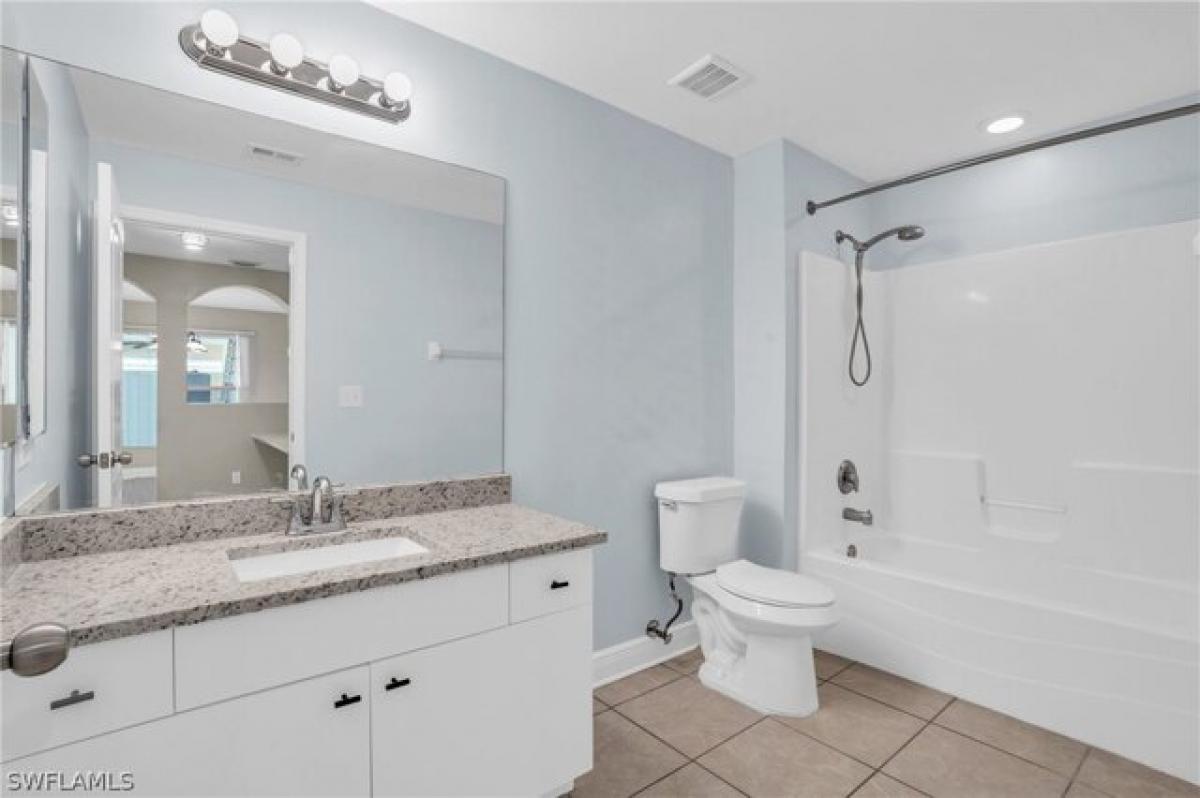 3 bedrooms House in Cape Coral, USA No. 411993