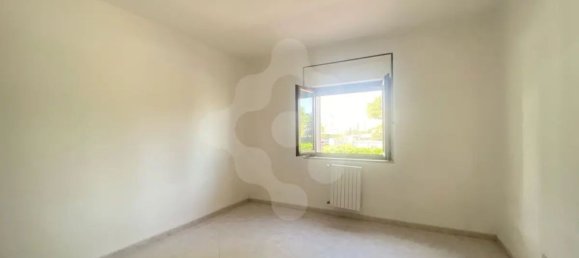 Квартира с 3 комнатами в Бари, Италия № 35418 17