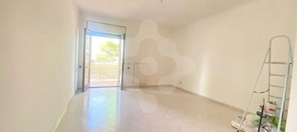 Квартира с 3 комнатами в Бари, Италия № 35418 13