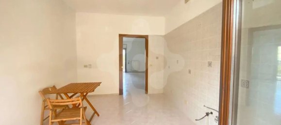 Квартира с 3 комнатами в Бари, Италия № 35418 9