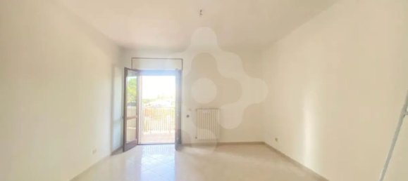 Квартира с 3 комнатами в Бари, Италия № 35418 12