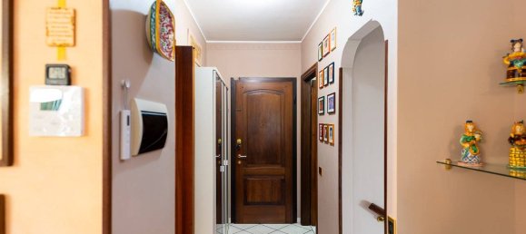 3 Schlafzimmer Villa in Segrate, Italy, Nr. 363781 17